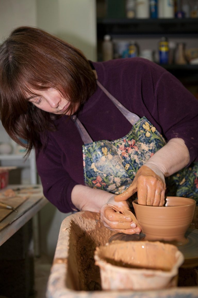 Información de contacto Cerámicas Moreno