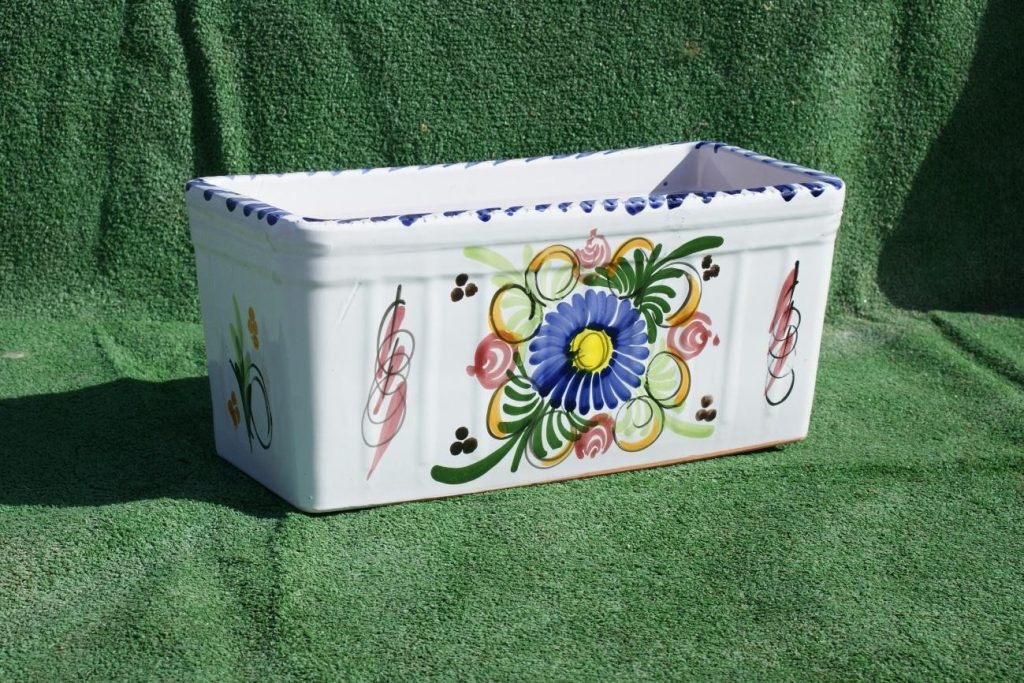 Jardinera vidriada artesanal de cerámica